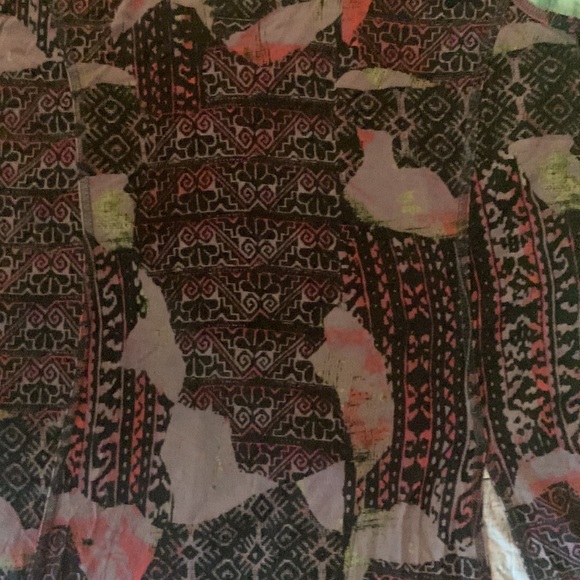 Bloom Tank - Picture 3 of 11